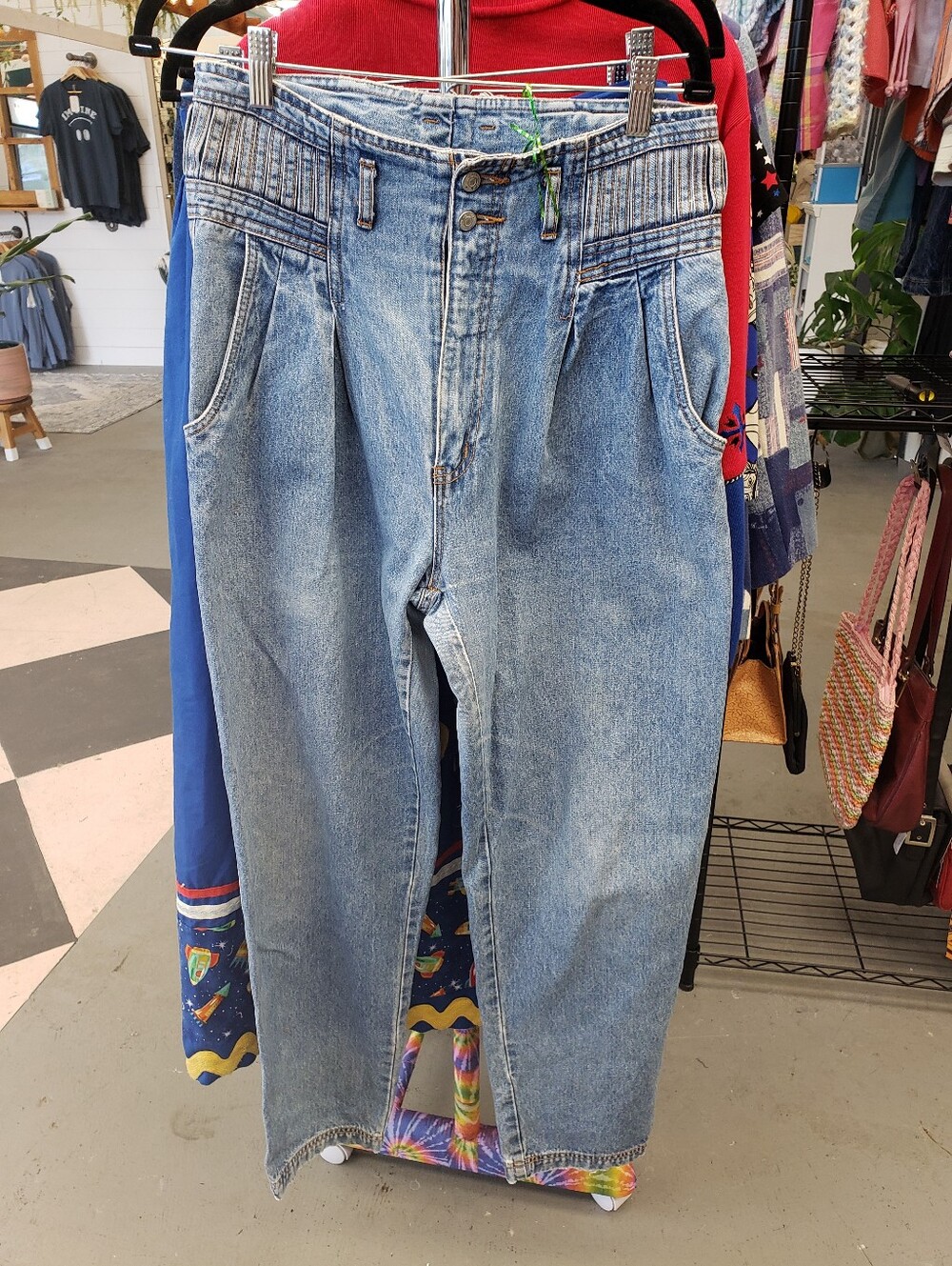 Vintage 1980s Jordache Highrise Pleated Jeans